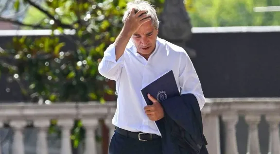 La recaudación rebotó un 1% en julio impulsada por Ganancias, pero el Gobierno necesitará mayor ajuste para cumplir con el FMI