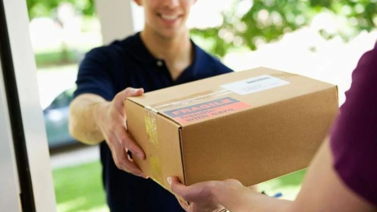 Las importaciones vía courier de ropa, electro y juguetes ya equivalen al 40% de lo que venden los shoppings